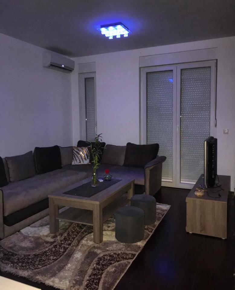 Apartament Dvosoban Stan U Ulici Rista Lekica Bar Zewnętrze zdjęcie